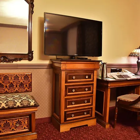 Hotel Myer's