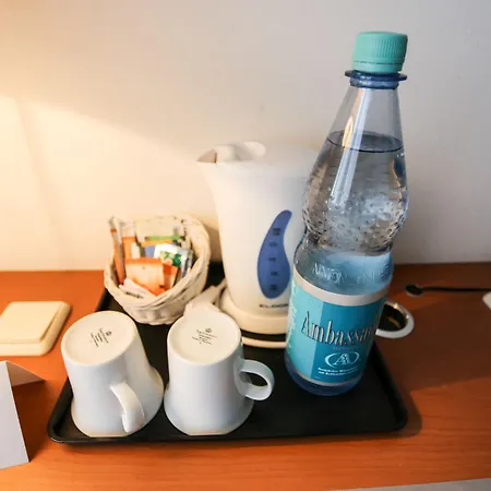 Отель Sorat 3*