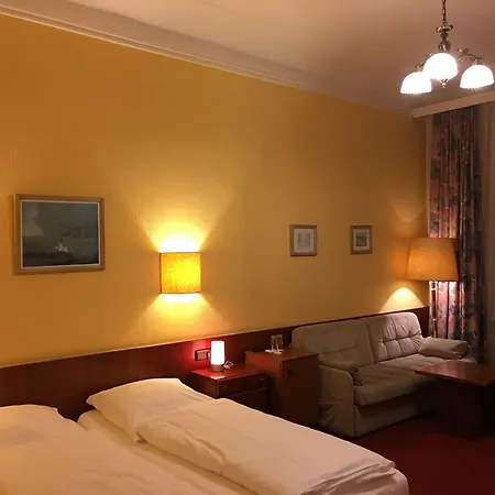 Kurfuerst Am Kurfuerstendamm 3* Berlin