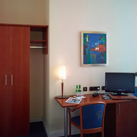 Hotel Kurfuerst Am Kurfuerstendamm Berlin