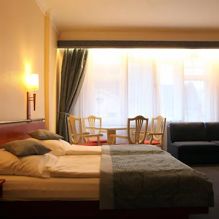 Hotel Kurfuerst Am Kurfuerstendamm