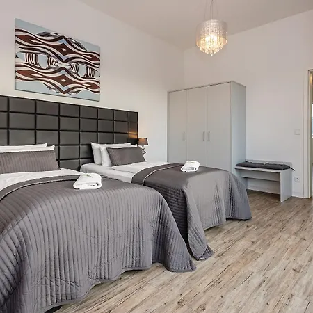 Rosenthal Aparthotel 5*