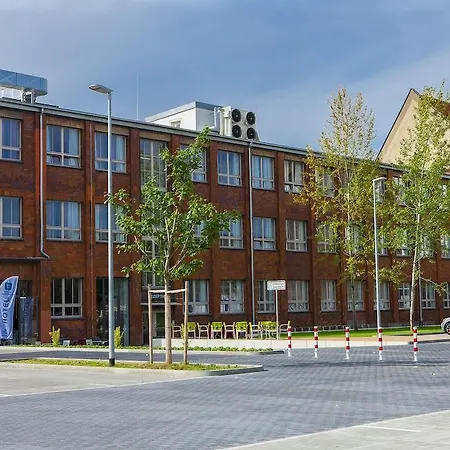 Hotel H24 Lichtenberg 3*