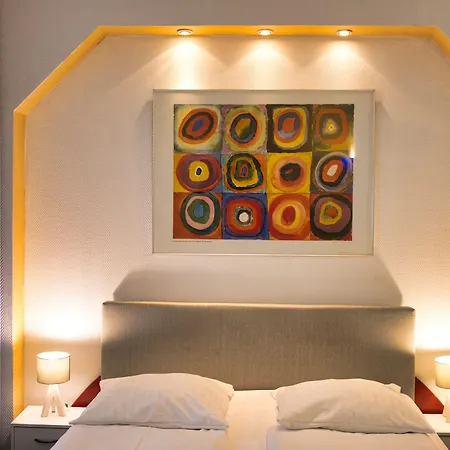 Hotel Art Charlottenburger Hof 3*