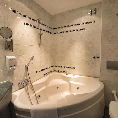 Art Charlottenburger Hof 3* Berlin
