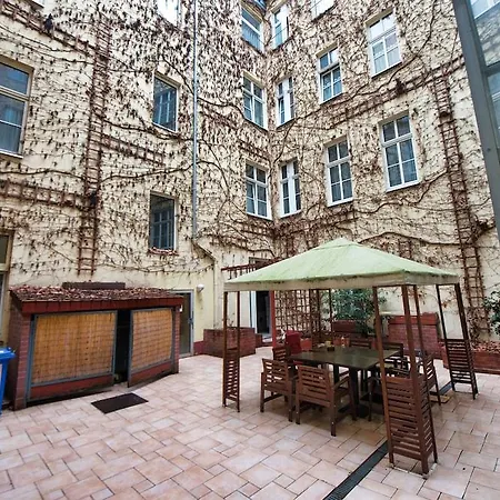 Art Charlottenburger Hof Berlin