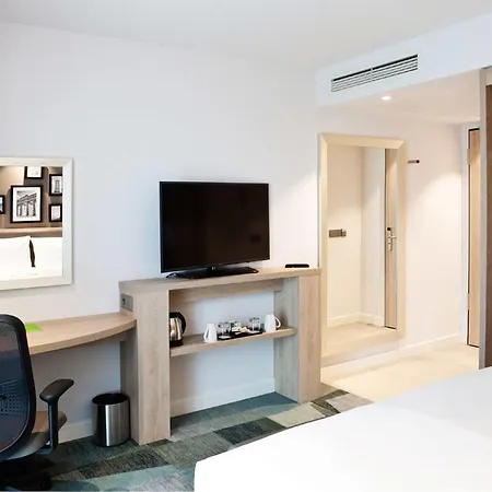 Hampton By Hilton East Side Gallery 3*