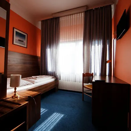Alper Am Potsdamer Platz Hotel Berlin