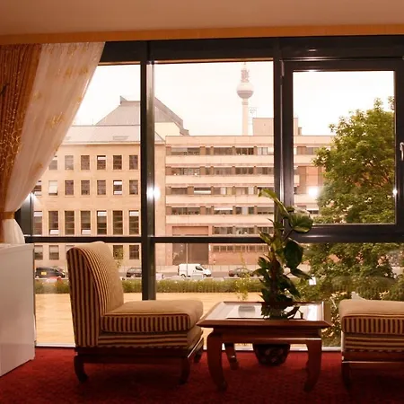 Halong Hotel Berlín