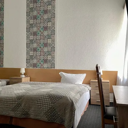 Castell Am Kurfuerstendamm מלון