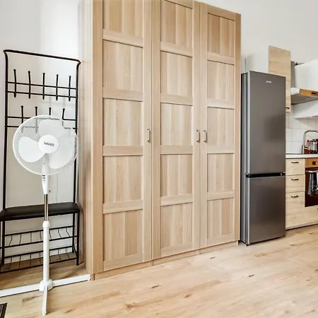 Beautiful 1 Bedroom In Charlottenburg Lejlighed *