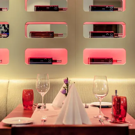Mercure West Hotel