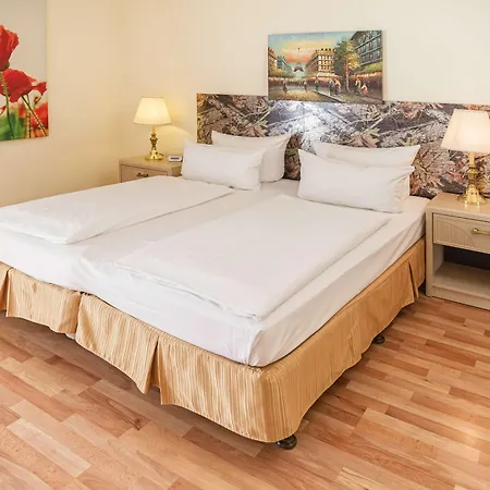 Am Schloss Koepenick By Golden Tulip 3*