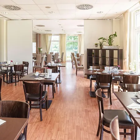 Am Schloss Koepenick By Golden Tulip Hotel
