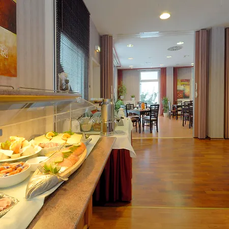 Hotel Am Schloss Koepenick By Golden Tulip Berlin