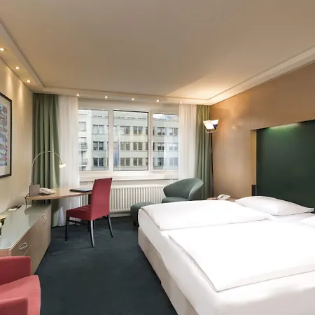 Maritim Proarte Hotel 4*