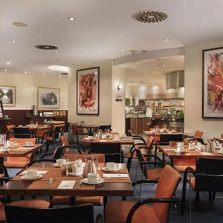 Maritim Proarte Hotel 4*