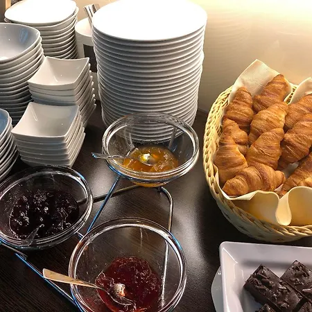 Отель Airporthotel Berlin-adlershof