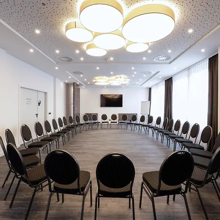 Airporthotel Berlin-adlershof Берлин