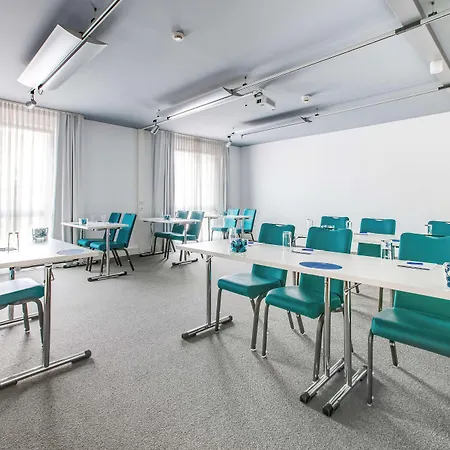 Hotel Nh Alexanderplatz 4*