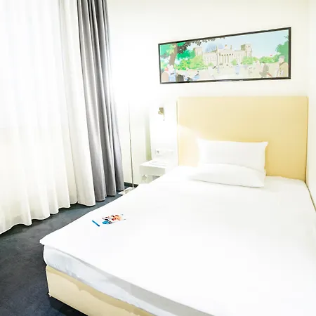Hotel Garner - Checkpoint Charlie By Ihg