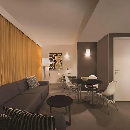 Aparthotel Adina Hackescher Markt 4*