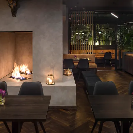 Hotel Zoe By Amano 3*