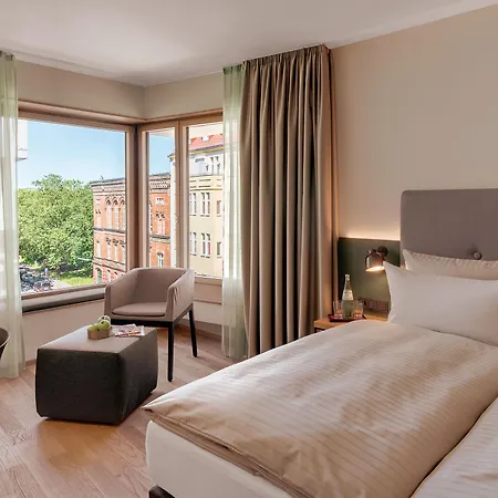 Hotel The Yard 4*
