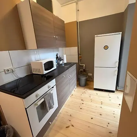 Thomas Guest house