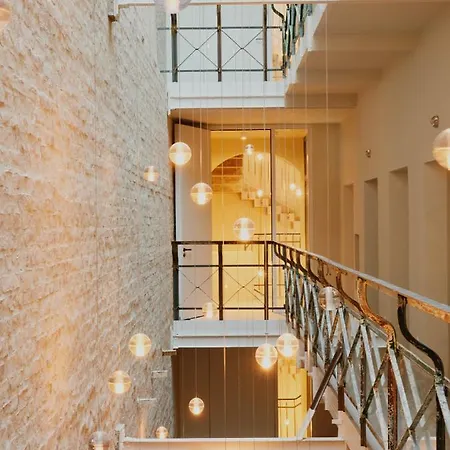Hotel Wilmina 4*