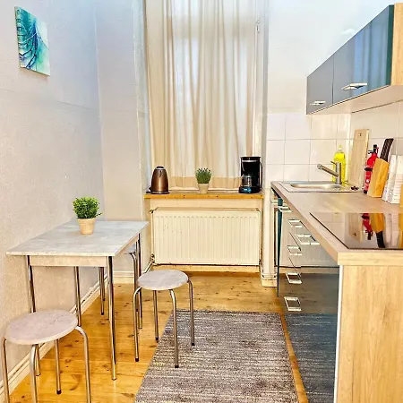 In Attraktiver Und Zentraler Lage Apartmán Berlín