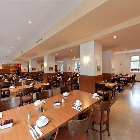 Novum Aldea Centrum Hotel 3*