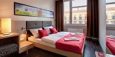 Meininger Mitte 3*