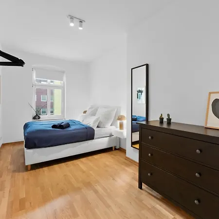 Beautiful 80sqm In Berlin-mitte Διαμέρισμα *