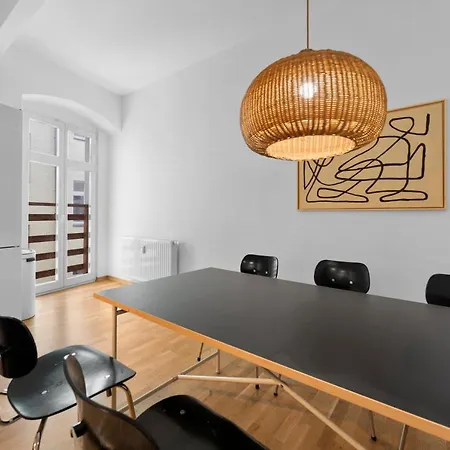 Beautiful 80sqm In Berlin-mitte Διαμέρισμα Βερολίνο