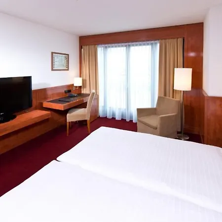 Aparthotel Numa Arc 4*