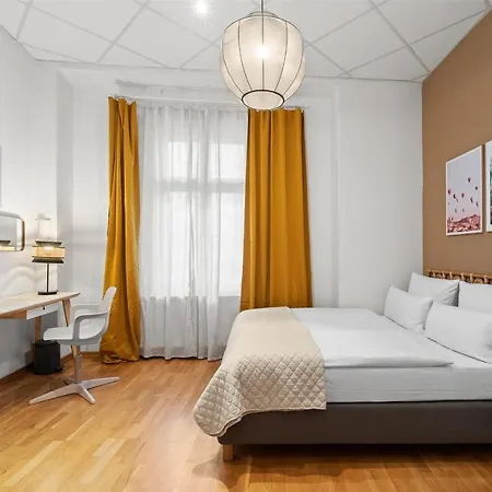 33 J Prenzlauerberg *