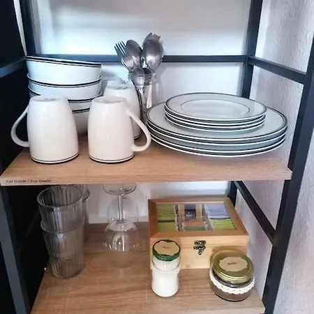 דירה Zwei Charmante Mit Wohnbereich In Zentraler Berliner