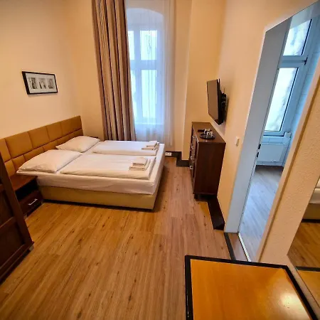 Hotel Mikon Eastgate - Centre Berlín