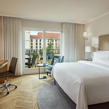 The Westin Grand 5*