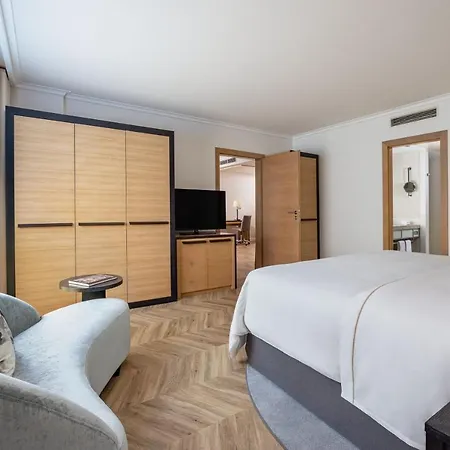 The Westin Grand Hotel 5*