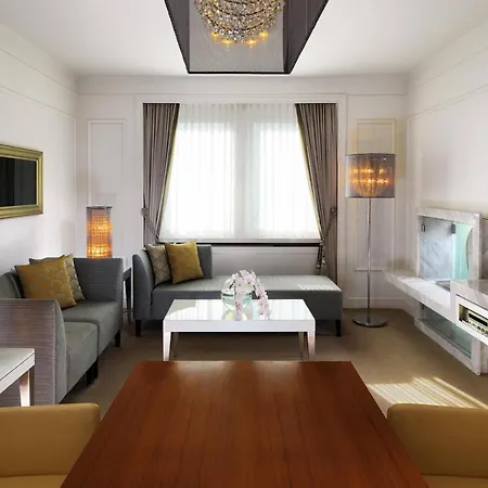The Westin Grand Hotel 5*