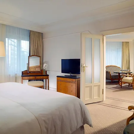 The Westin Grand Hotel 5*