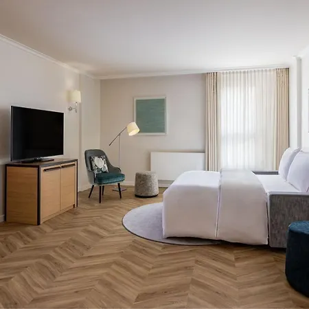 The Westin Grand Hotel 5*