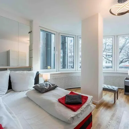 Big 7rms Loft, 1alocation Apartment