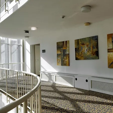 Am Schloss Koepenick By Golden Tulip 3* Berlin