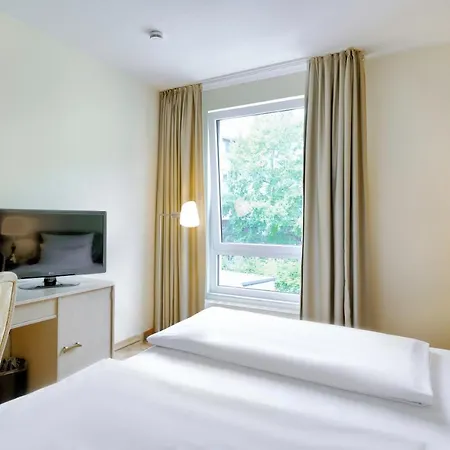 Am Schloss Koepenick By Golden Tulip Hotel