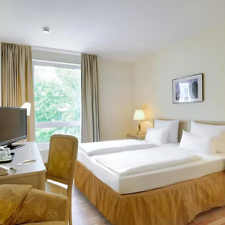 Am Schloss Koepenick By Golden Tulip 3* Berlin