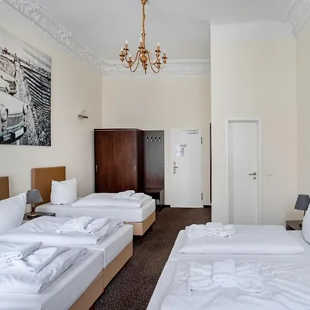 Upper Kurfuerstendamm Hotel