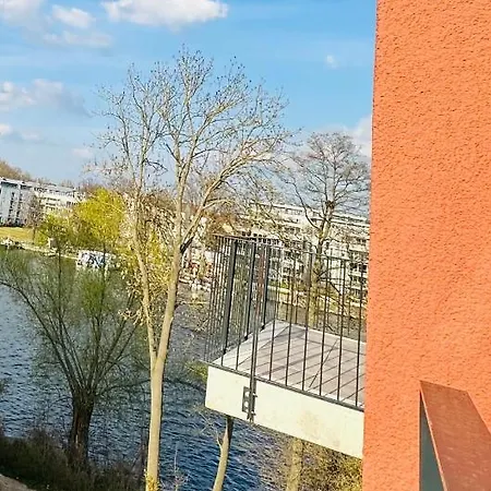 Am Wasser Nahe Ber Mit Whirlpool & Kamin Berlin